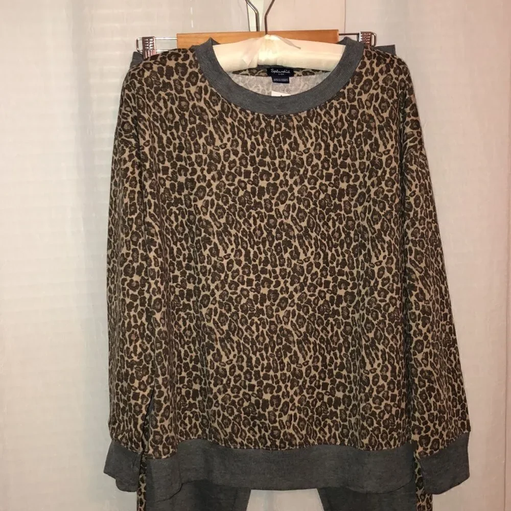 Anthropologie Splendid S Lively Leopard Gray PJ Lounge Crewneck & Jogger Set